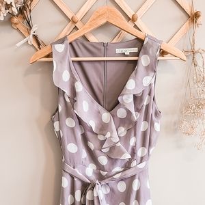 Sleeveless dress